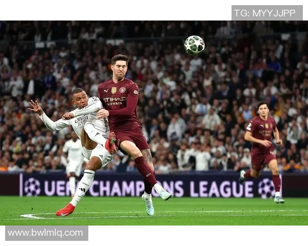 足球明星热议欧冠精彩瞬间视频回顾与分析 足球明星热议欧冠精彩瞬间视频回顾与分析