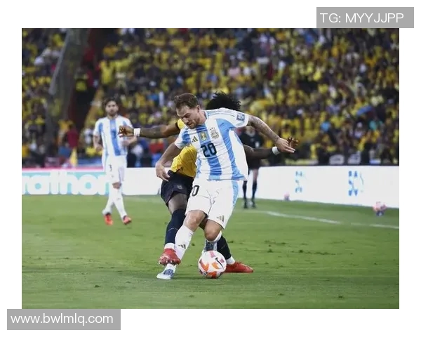 阿根廷足球明星俱乐部的辉煌历程与未来展望分析